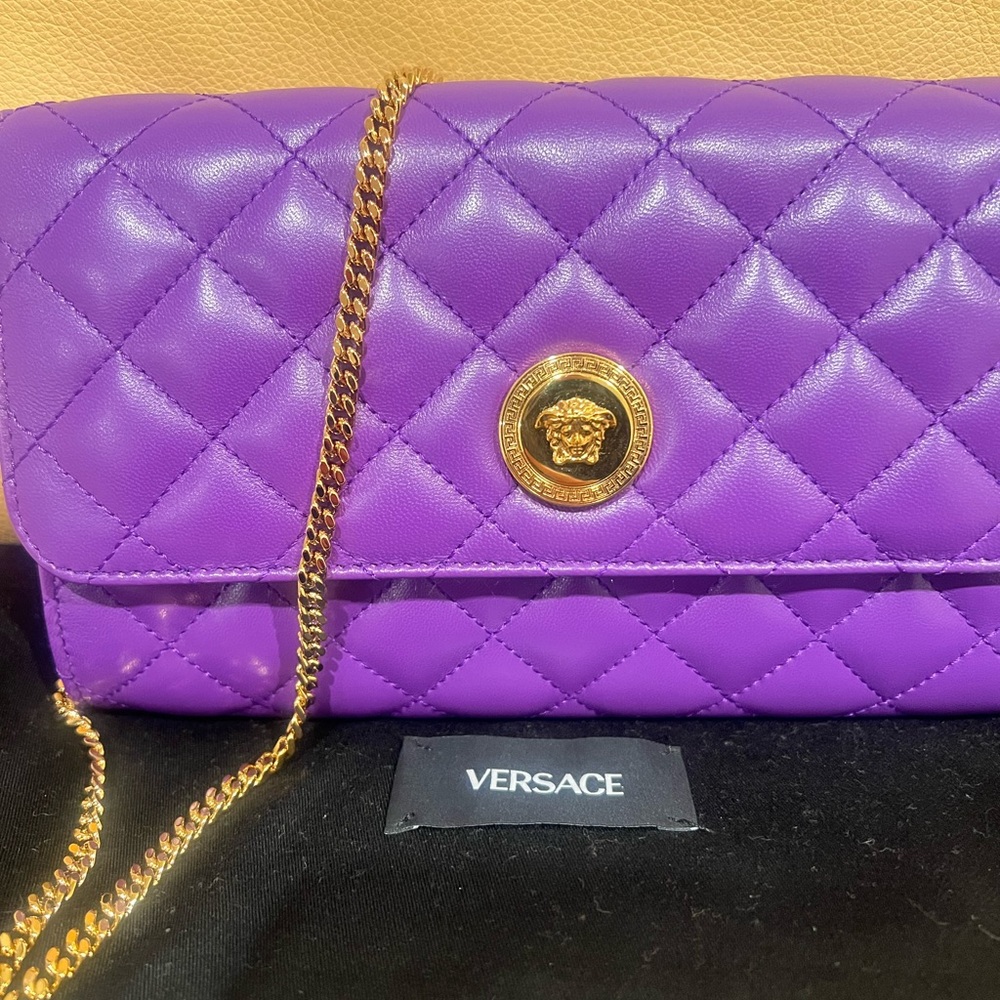 Versace Medusa quilted lamb leather clutch purse with chain. - Picture 12 of 13
